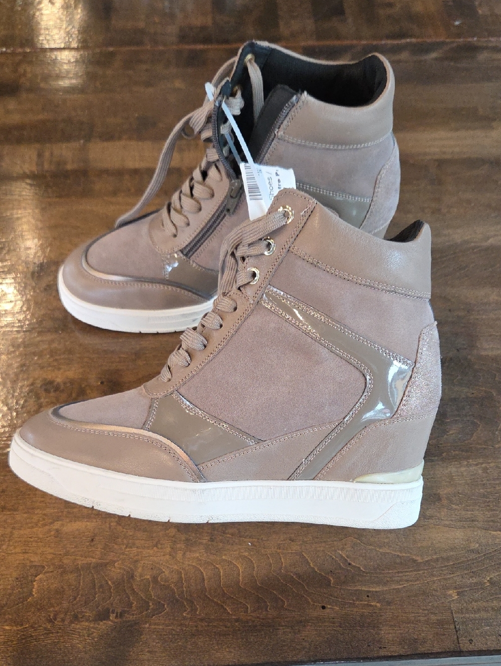 Geox Size 10 Women's NEW Wedge Sneaker Boot - Taupe Suede